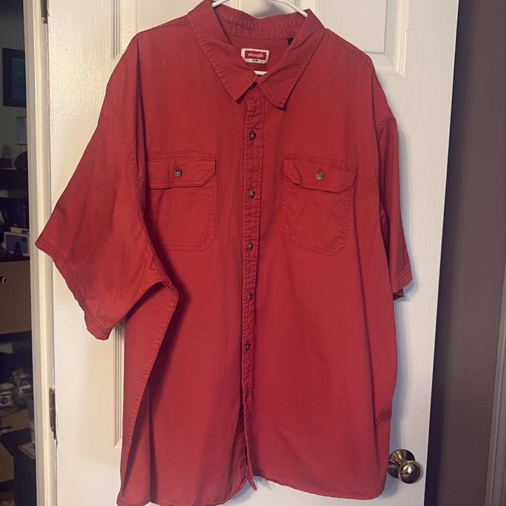 Men's 3XL button front shirt